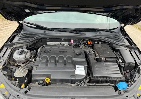 Skoda Octavia cena 35600 przebieg: 266874, rok produkcji 2013 z Śrem małe 352